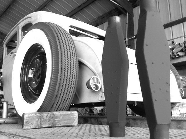 "Pine Box" Coffin muffler®